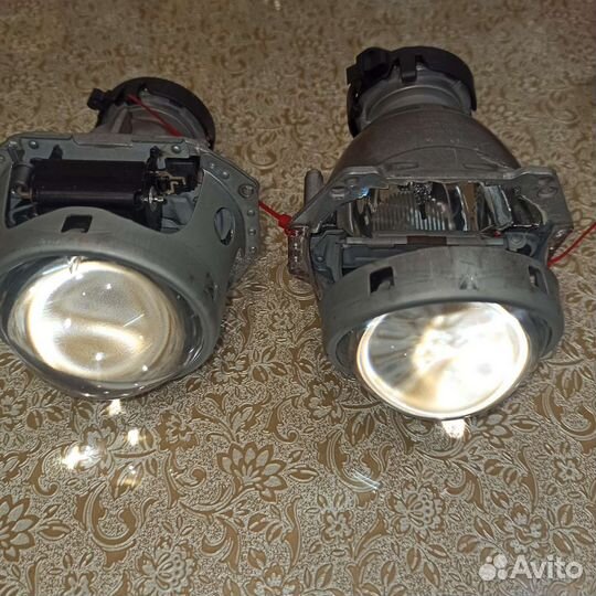 Биксеноновые линзы hella для Субару Аутбек 4