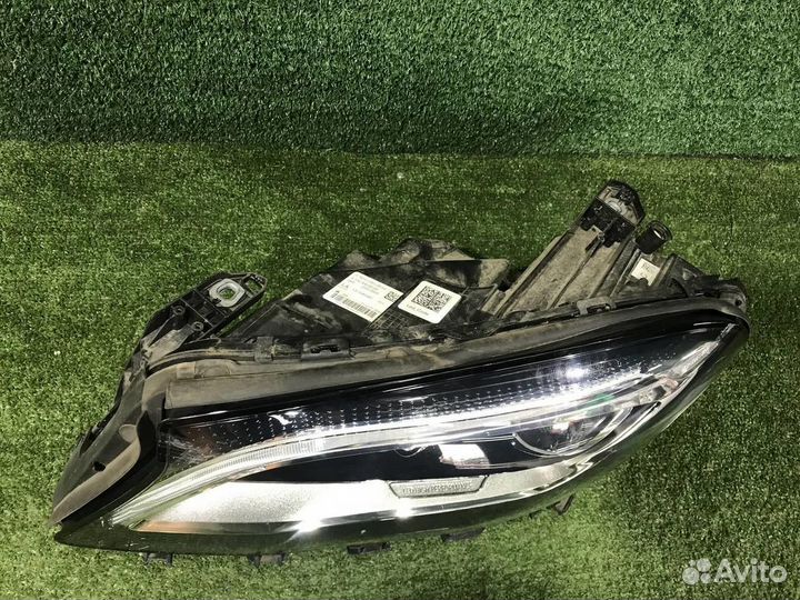 Фара левая Mercedes-Benz GLA-Class