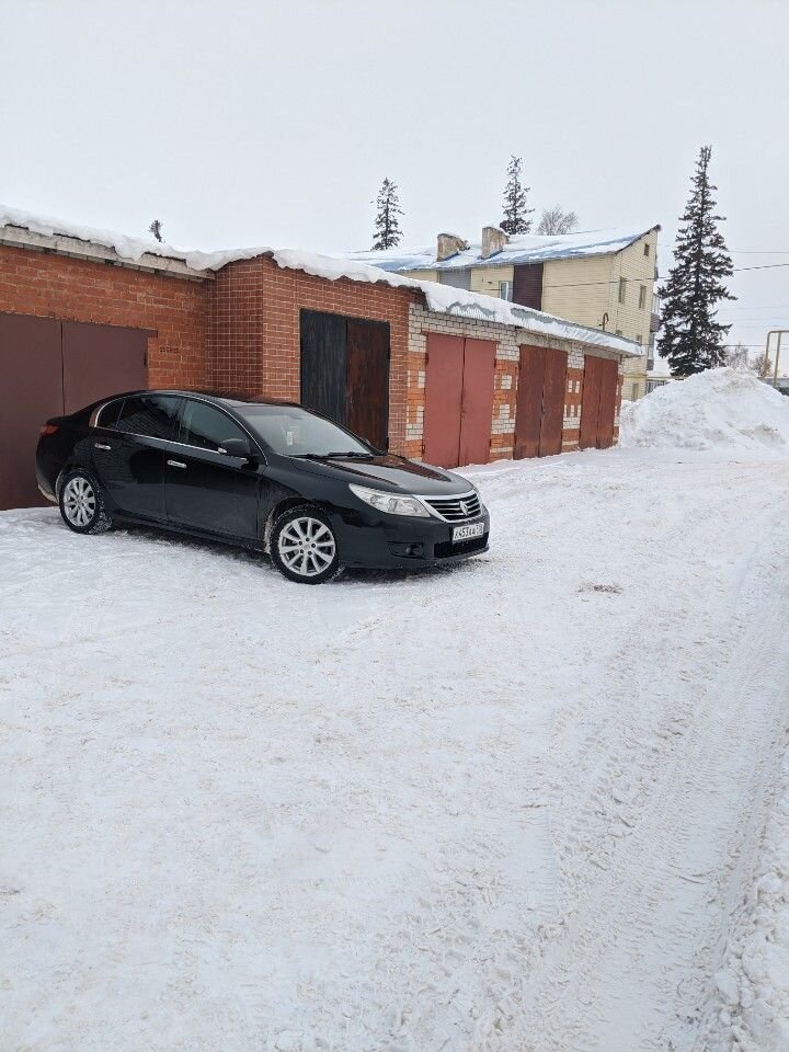 Renault Latitude: фото владельца