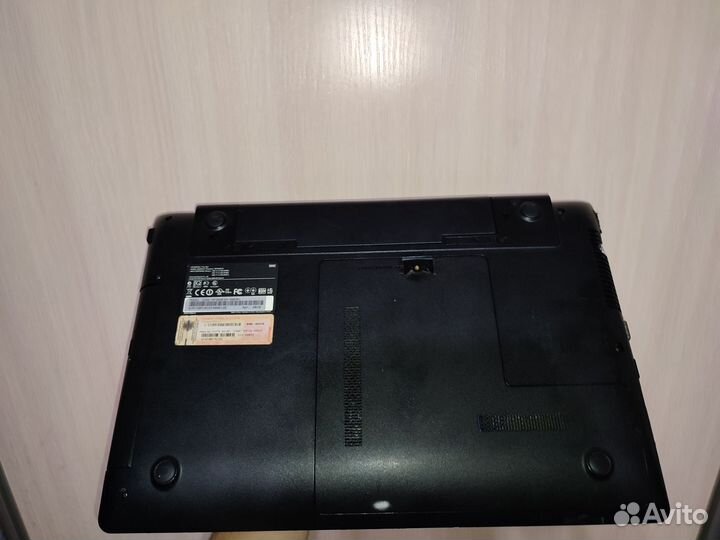 Ноутбук samsung np300e5a