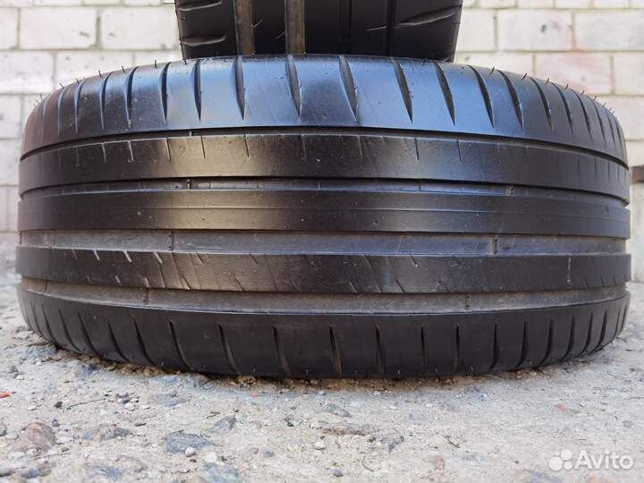 Michelin Pilot Sport 4 235/45 R19 99Y