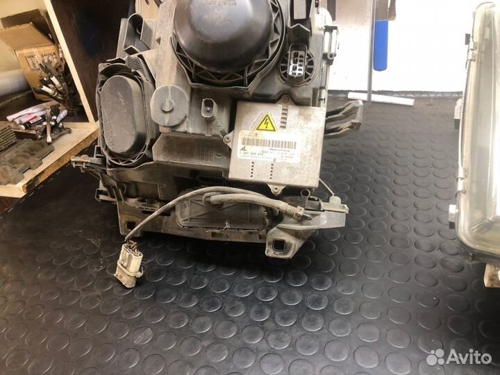 Фары передние Land Rover Range Rover 3