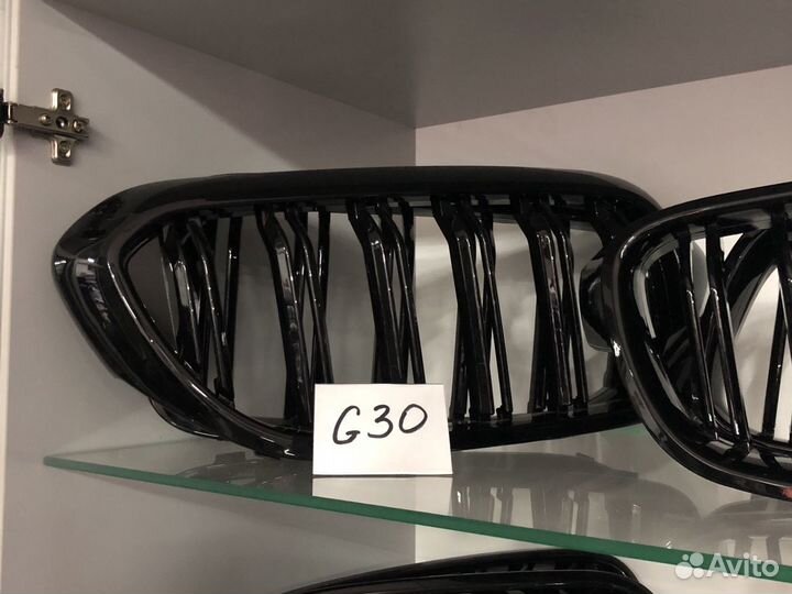 Ноздри черные BMW G30 M Performance