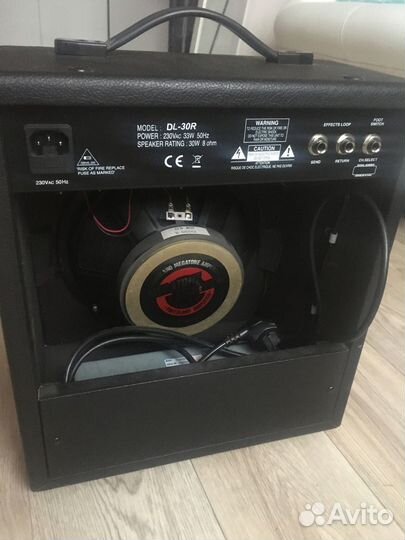 Комбоусилитель 30 ватт Mega Amp DL30R