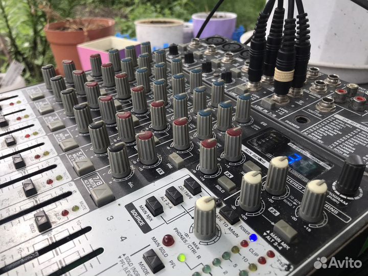 Акустические колонки, усилитель, микшер, стойки