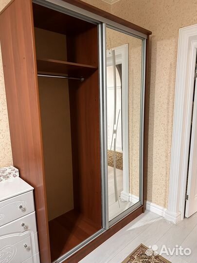 Шкаф купе с зеркалом бу