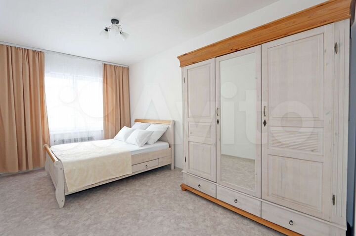 2-к. квартира, 60 м², 2/18 эт.