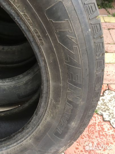 Kumho I'Zen KW31 225/65 R17 33C