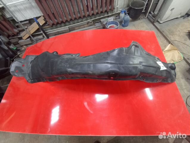 Подкрылок передний левый Toyota RAV4 (13-19)