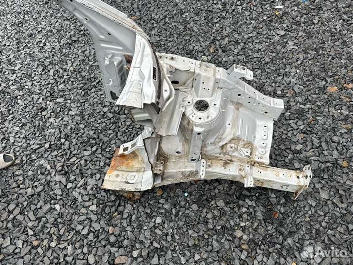 Четверть передняя левая Лонжерон Hyundai Ix35 2.0