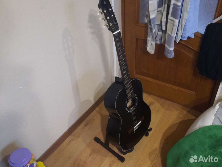 Классическая гитара yamaha c40