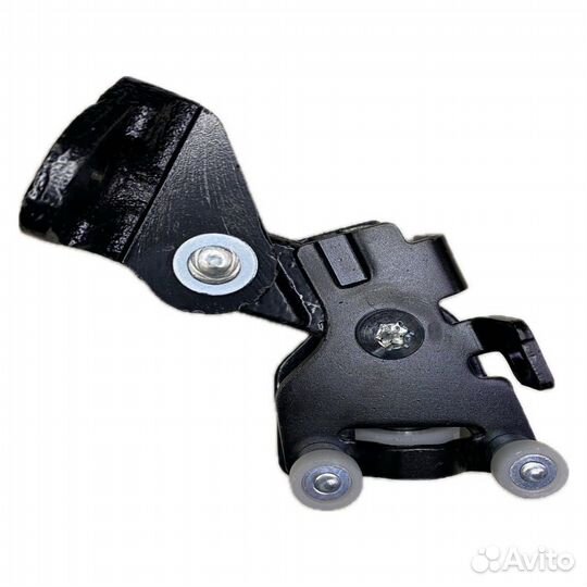 Ролик сдвижной двери средний KB81010