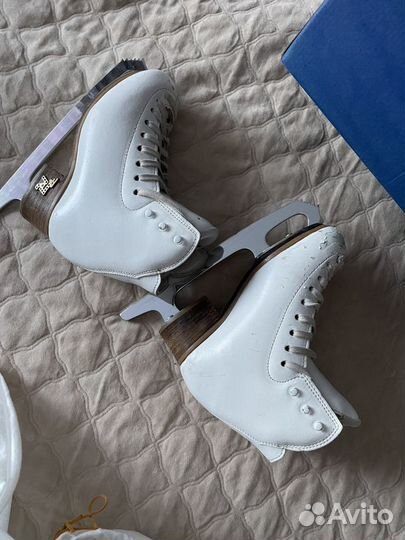 Фигурные коньки risport excellence 200