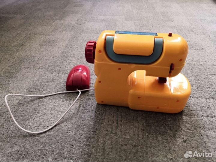 Детская швейная машина Jaguar