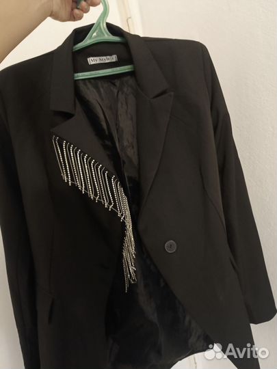 Пиджак женский черный 46
