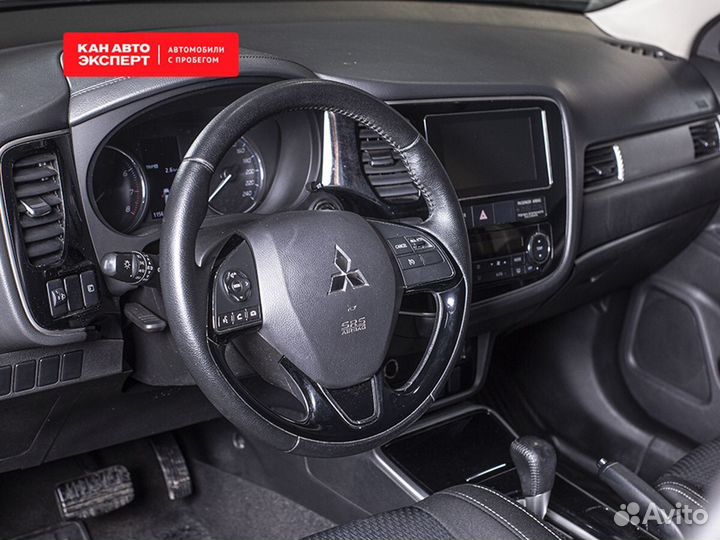 Mitsubishi Outlander 2.0 CVT, 2018, 115 581 км