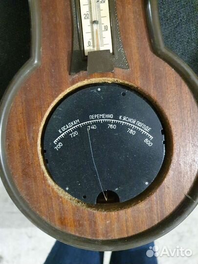Часы СССР с барометром