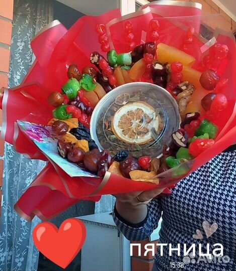 Сладкие букеты из конфет