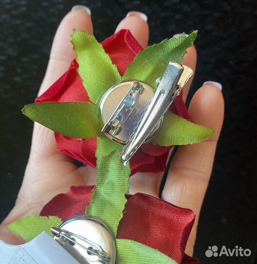 Заколка, брошка Розочка