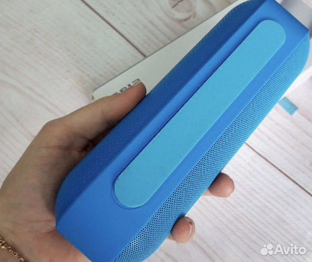 Беспроводная блютуз колонка