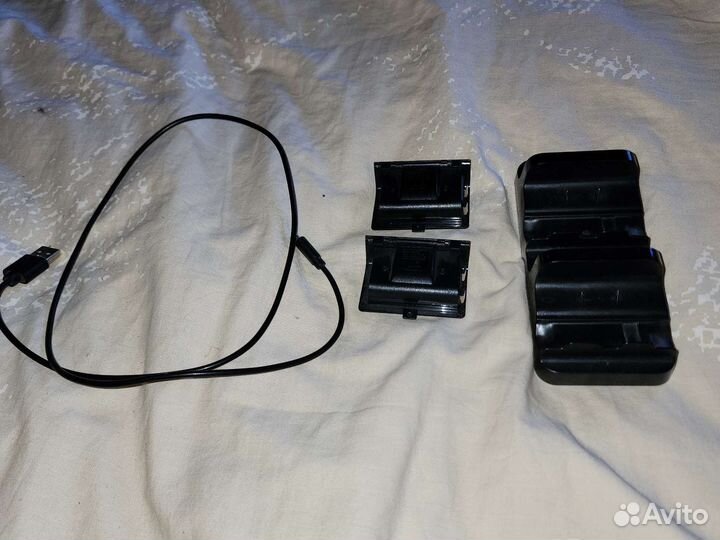 Зарядка геймпадов xbox one Dobe