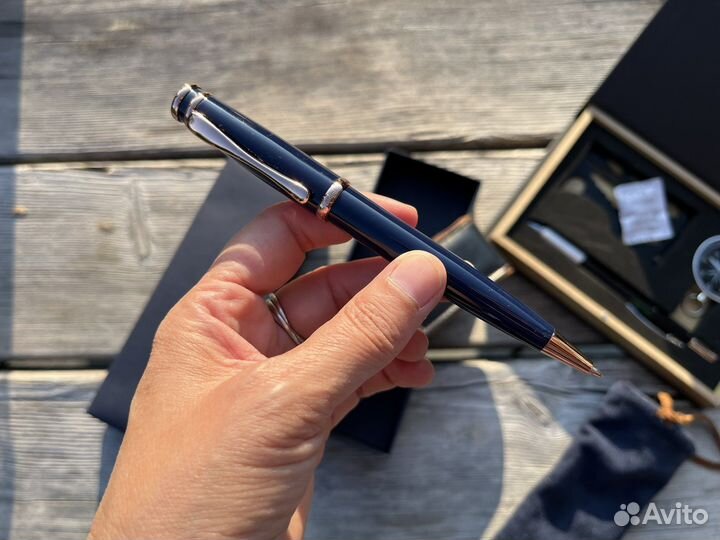 Ручка шариковая подарочный набор