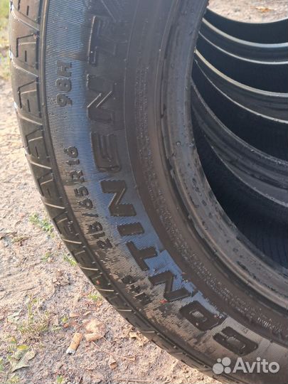 Continental CrossContact LX25 215/65 R16 98H