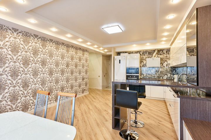 4-к. квартира, 91,7 м², 13/16 эт.