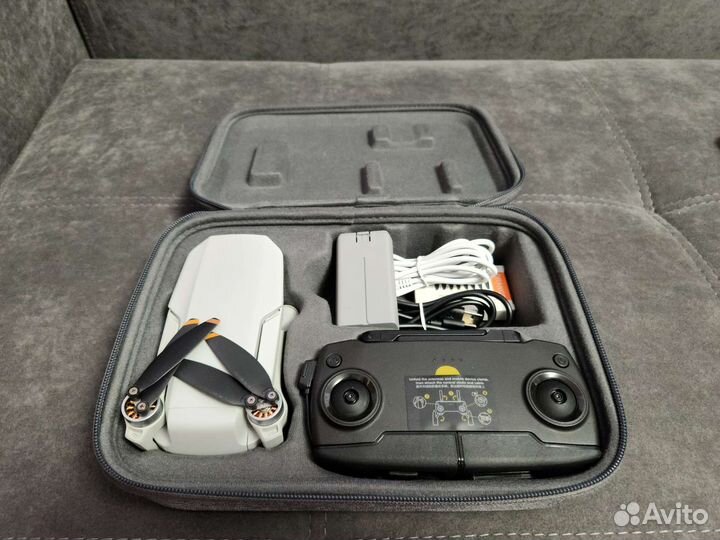 Квадрокоптер DJI mini se (FCC)