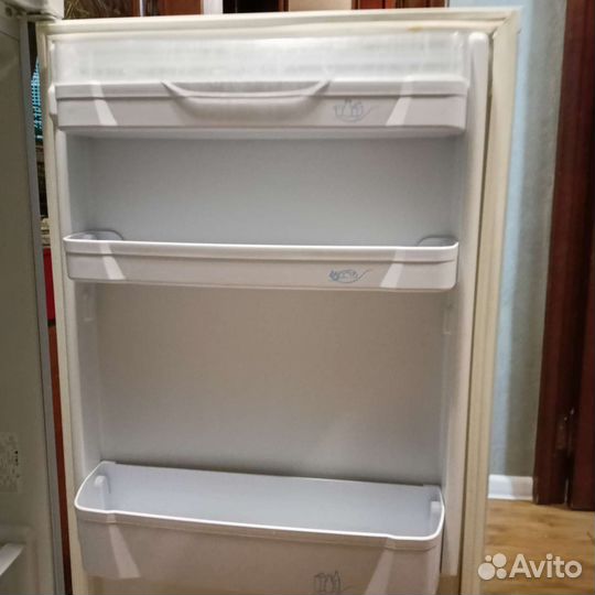 Холодильник бу indesit