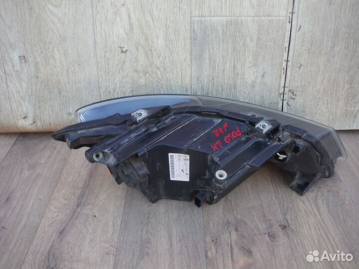 Фара левая №42 Volkswagen Polo Sedan 2013