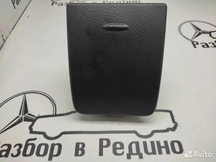 Подстаканник W639 V-class 646.982