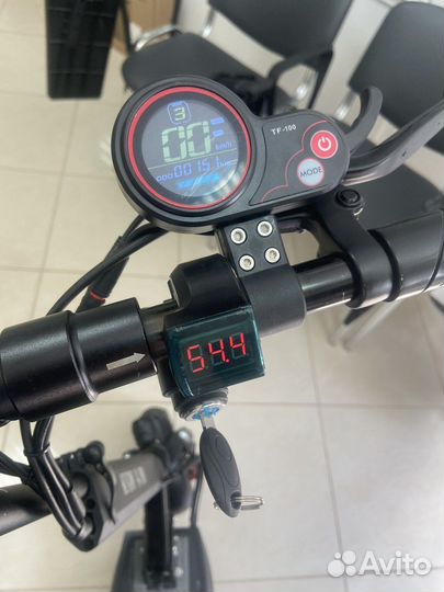 Самокат взрослый электрический бу