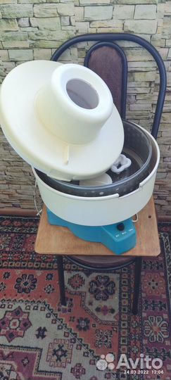 Соковыжималка электрическая 