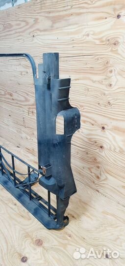 Рамка (кассета) радаиторов BMW E53 X5