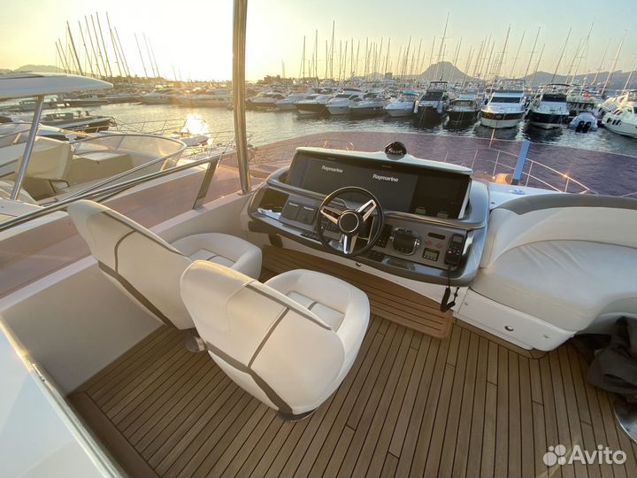 Моторная яхта Princess F62 2018