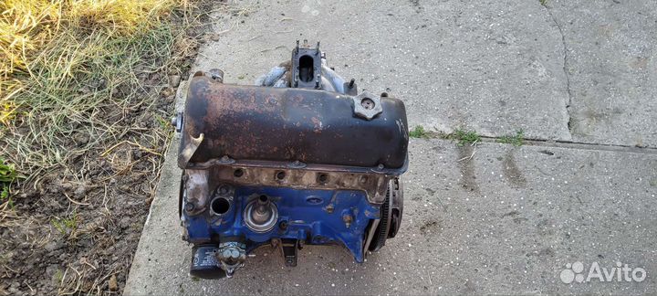 Двигатель 2106