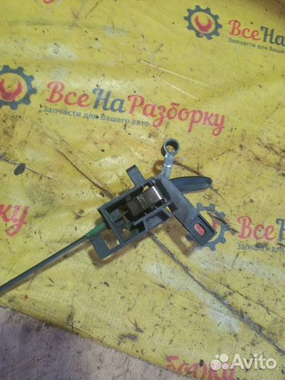 Ручка внутренняя задняя левая Volkswagen Sharan