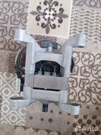 Двигатель от стиральной машины indesit