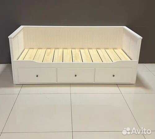 Кровать IKEA hemnes с тремя ящиками