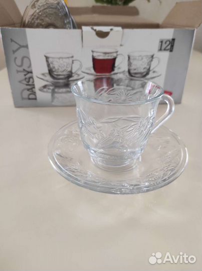 Набор кружек с блюдцами на 6 персон