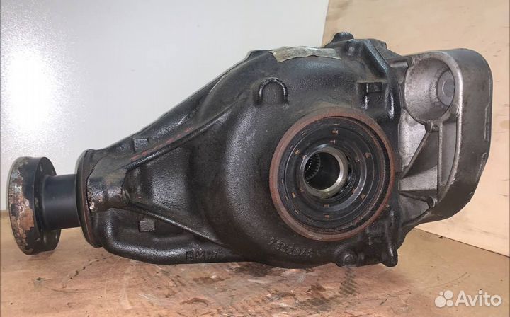 Б/У Редуктор заднего моста BMW 5 E60 2003-2010