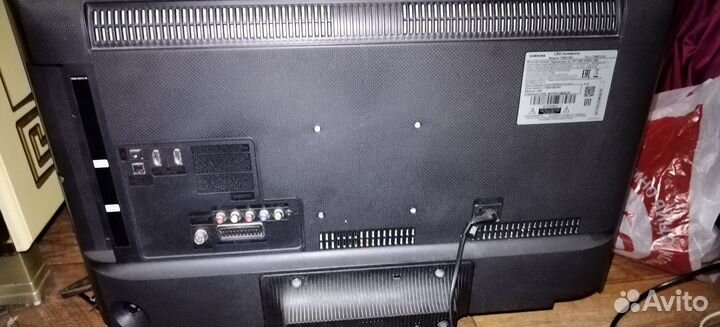 Телевизор Samsung T28E310EX