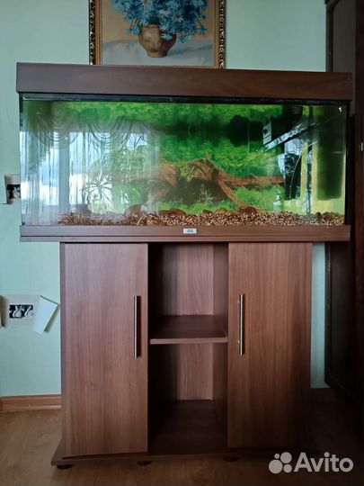 Аквариум с тумбой на 180 литров