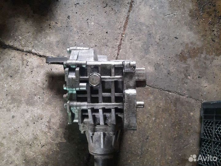 Раздатка 473003B200 Киа Соренто 2 XM