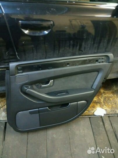 Комплект обшивок на Ауди А8 Д3