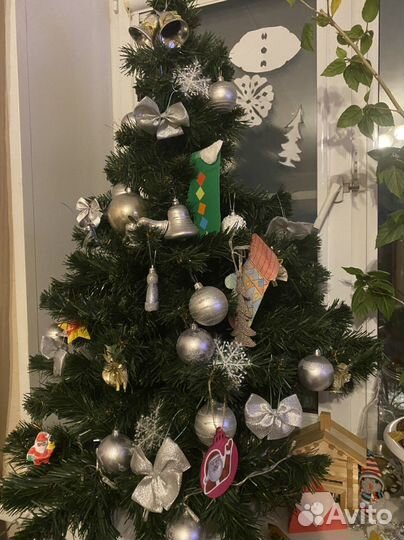 Елка искусственная