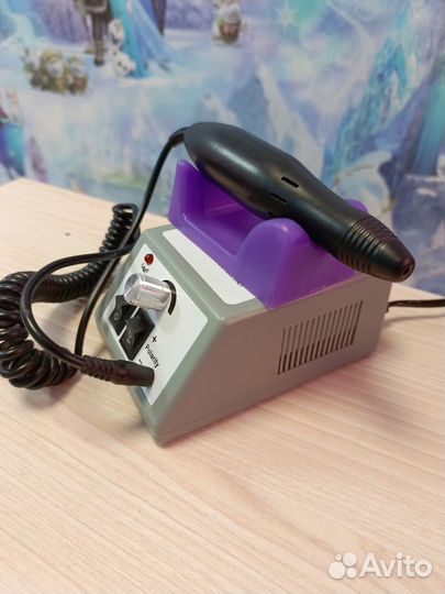 Машинка для маникюра