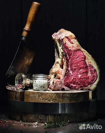 Мясник рубщик обвальщик