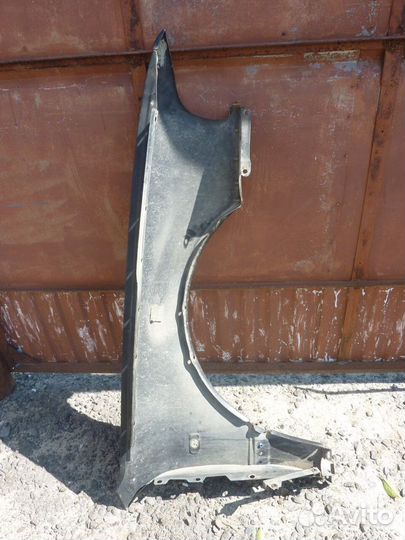 Audi A8 D2 рестайлинг крыло левое переднее